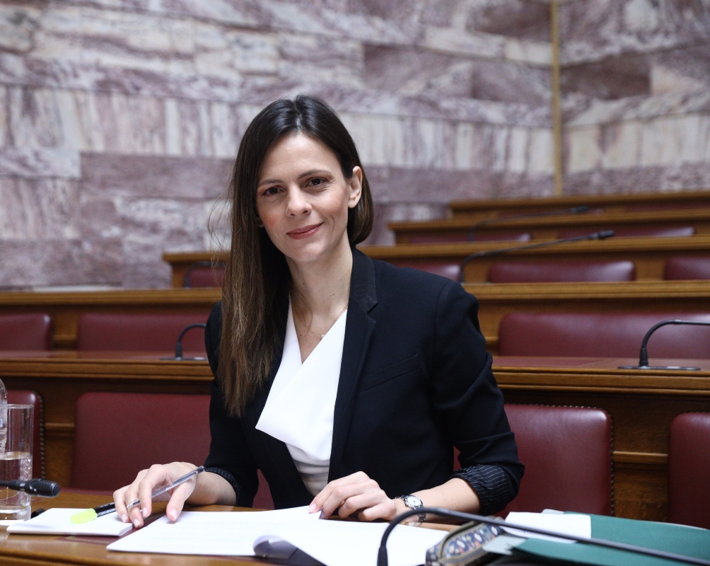 Έφη Αχτσιόγλου στο pagenews.gr: Οι κυβερνητικές ευθύνες πίσω από τα εργατικά δυστυχήματα