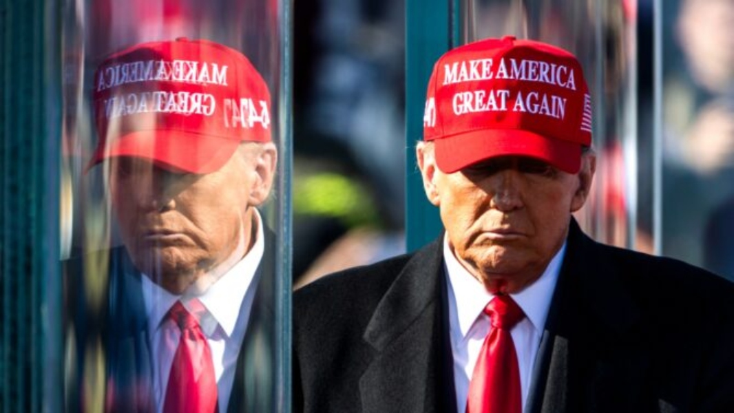 Ο Τραμπ ανοίγει νέα μέτωπα με Κίνα: Επέμβαση στη Βενεζουέλα, «Donroe Doctrine» και έλεγχος πετρελαίου