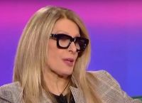 Σοκ για την Εύη Δρούτσα: Επιτήδειοι προσποιήθηκαν τον ΔΕΔΔΗΕ και της άρπαξαν 22.000 ευρώ