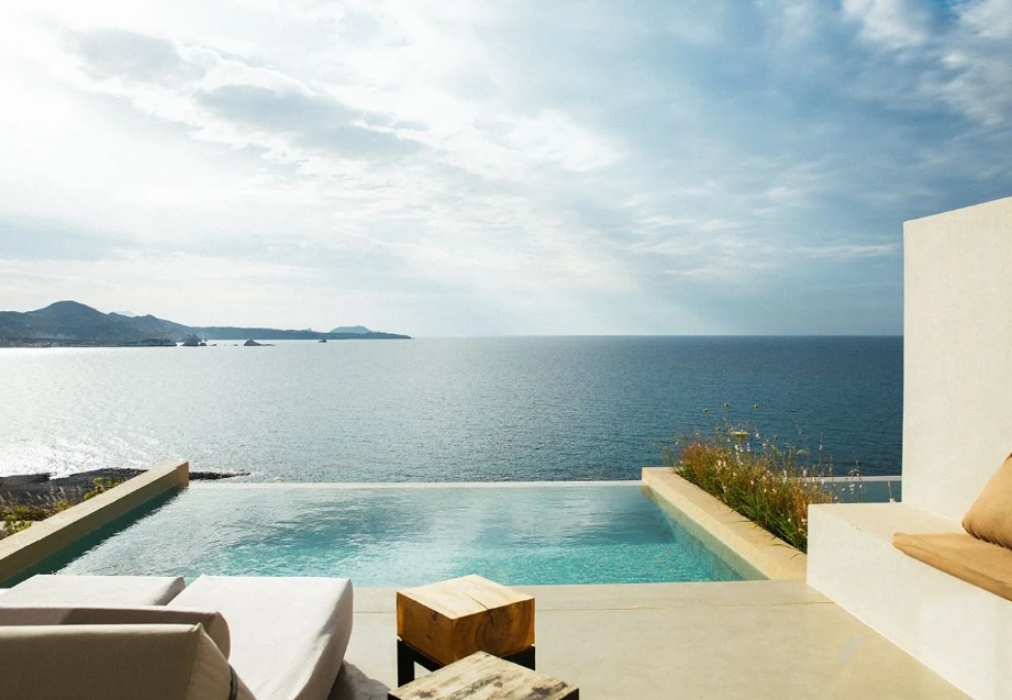 Τι συμβαίνει με την επέκταση του ξενοδοχείου Domes White Coast Milos στον Μύτακα Μήλου