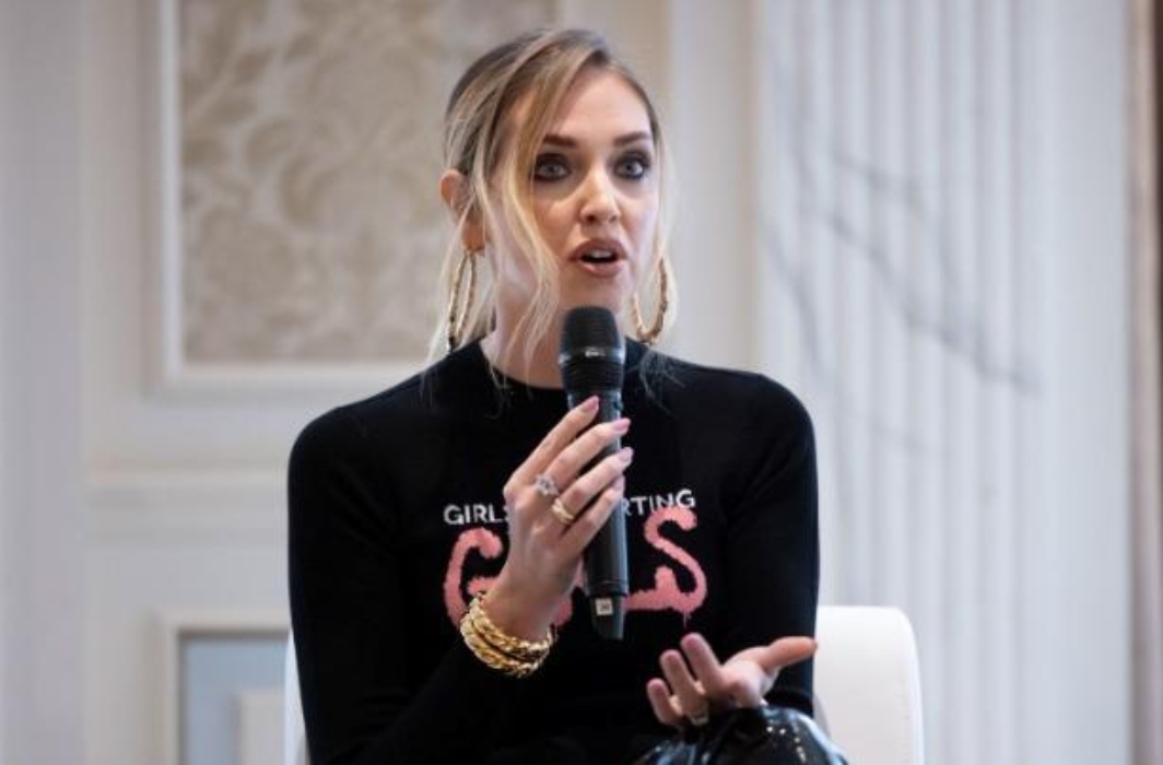 Pandorogate: Η Κιάρα Φεράνι, τα χριστουγεννιάτικα γλυκά και οι πολιτικές αναταράξεις στην Ιταλία!