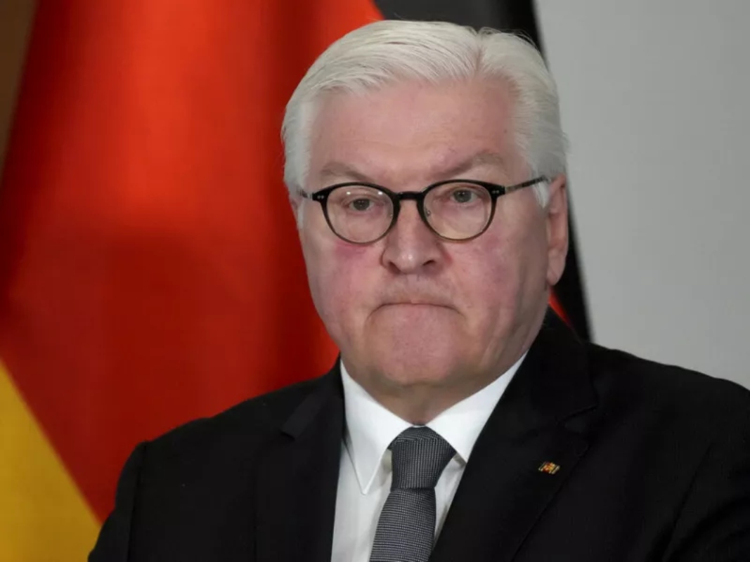 Σταϊνμάιερ κατά Τραμπ: «Να μη γίνει ο κόσμος άντρο ληστών»