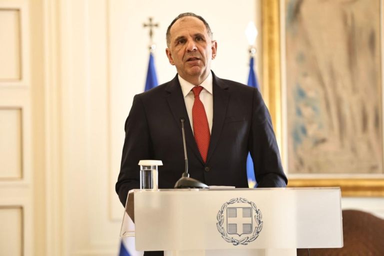 Mitsotakis and Gerapetritis: Greece Stands with the EU Against Trump’s Bold Claims