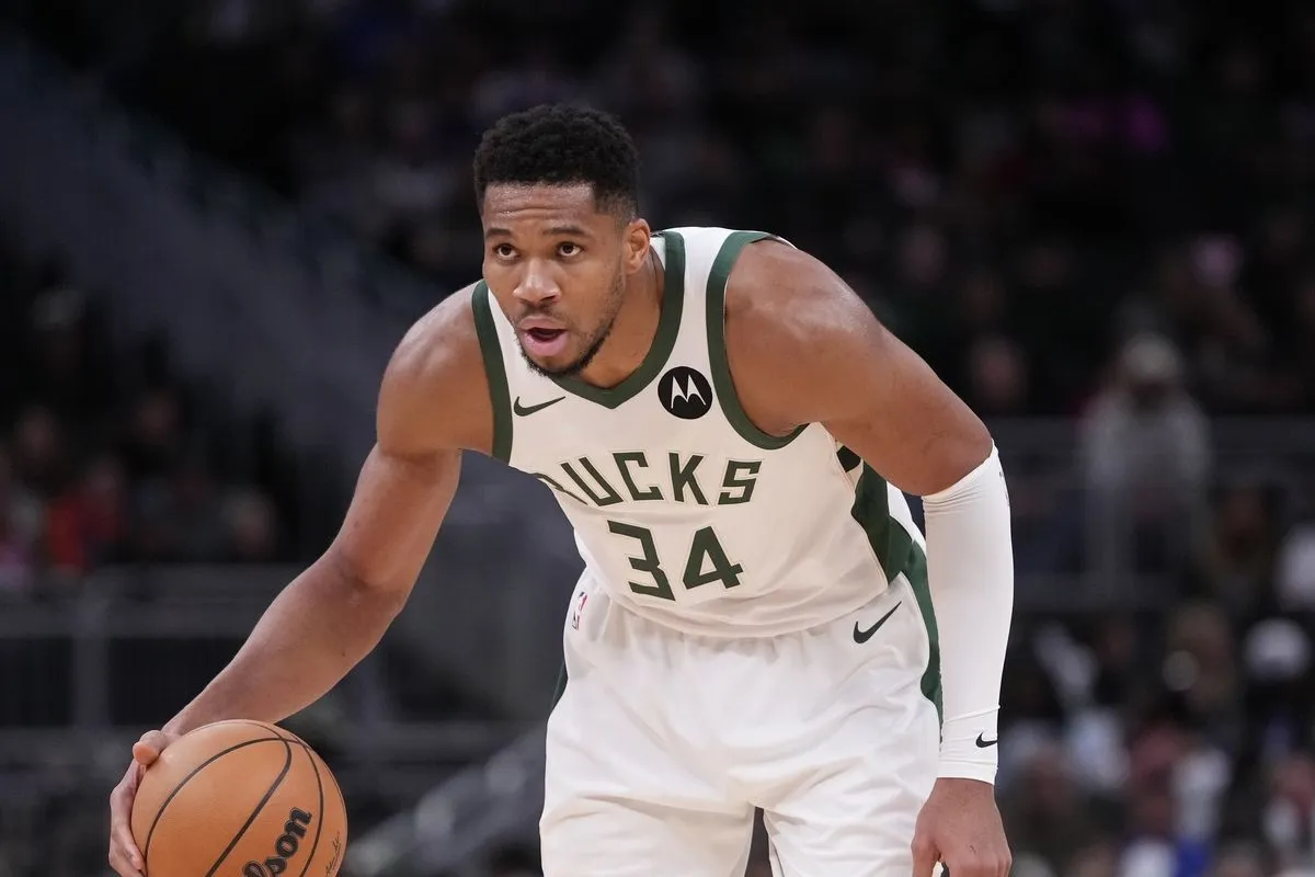 Γιάννης Αντετοκούνμπο: «Δεν πάω πουθενά – Θέλω να μείνω στους Μπακς για όλη μου την καριέρα»