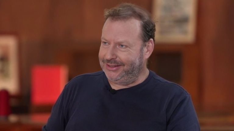 Λέων Γιοχάη: Με αγχώνει όταν δεν βγάζω λεφτά – Ζω 10 ώρες την ημέρα με το AI