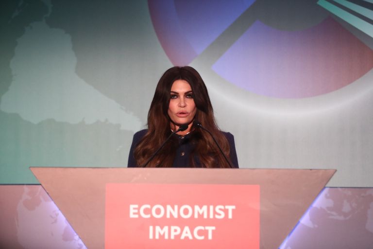 Γκίλφοϊλ στο συνέδριο του Economist: “Κορυφαίος παίκτης” η Ελλάδα στην ενέργεια