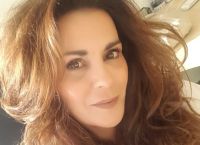 Γλυφάδα: “Θα τη ντύσουμε νύφη και θα την πάμε στη Ριτσώνα, χάσαμε άγγελο” συγκλονίζει ο πατέρας της 56χρονης