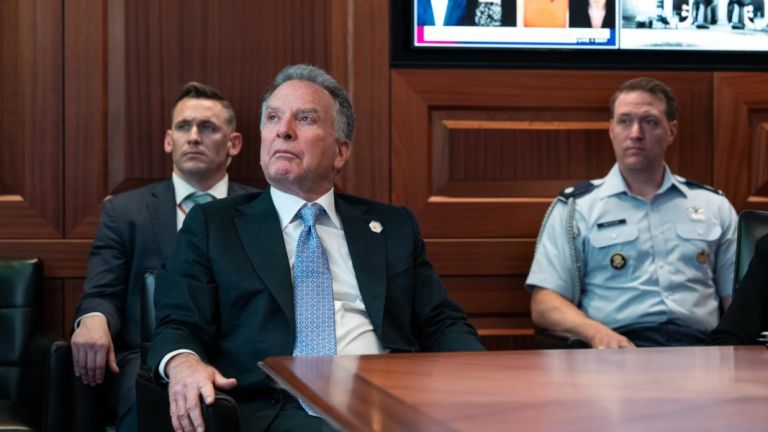 Ανοιχτή η γραμμή επικοινωνίας ΗΠΑ – Ιράν: Σενάρια για συνάντηση και πυρηνική συμφωνία