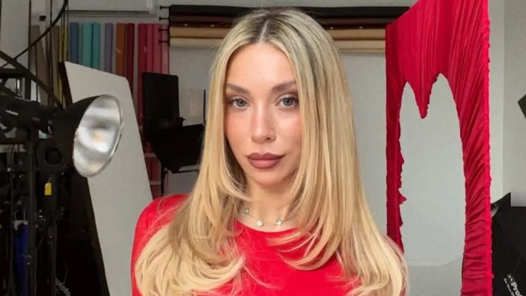 Γαρυφαλλιά Καληφώνη: Φαινομενικά μπορεί να τα έχω όλα, αλλά κανείς δεν είναι πλήρης επειδή δείχνει έτσι