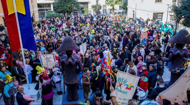 Άνοιξε η αυλαία του Πατρινού Καρναβαλιού 2026 – Μεγαλειώδης τελετή έναρξης στην πλατεία Αγίου Γεωργίου