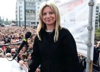 Καρυστιανού: Δημοσκοπικό σοκ μετά τις αμβλώσεις – Ρήγματα, γκρίνια και παραπολιτικοί ψίθυροι