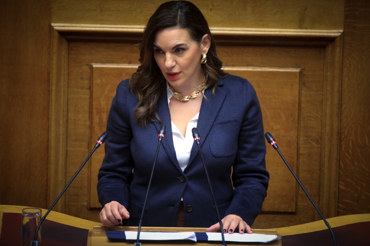 Θεσμικό τσουνάμι από «φωτογραφική» τροπολογία: γιατί η υπόθεση Κεφαλογιάννη ανάβει πολιτικές φωτιές