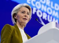 Το Ευρωκοινοβούλιο “παγώνει” τη συμφωνία ΕΕ–ΗΠΑ μετά τις απειλές Τραμπ για τη Γροιλανδία