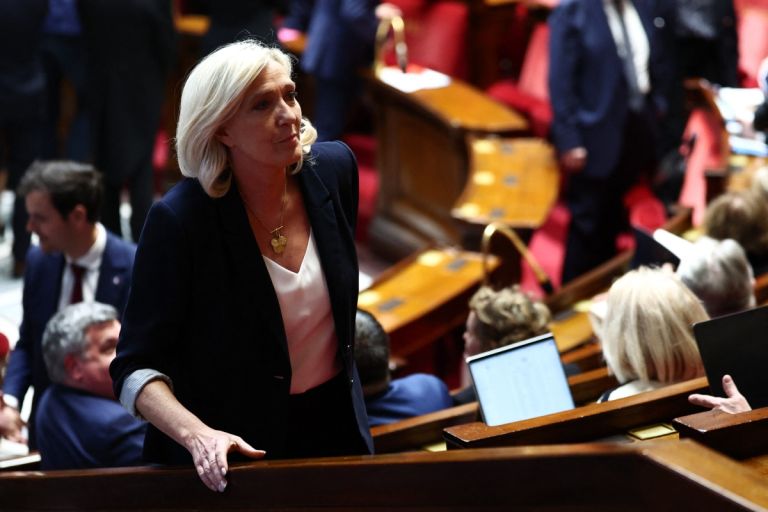 Λεπέν: Οι εισαγγελείς επιμένουν για 4 χρόνια φυλάκισης και 5 χρόνια στέρησης του δικαιώματος του εκλέγεσθαι