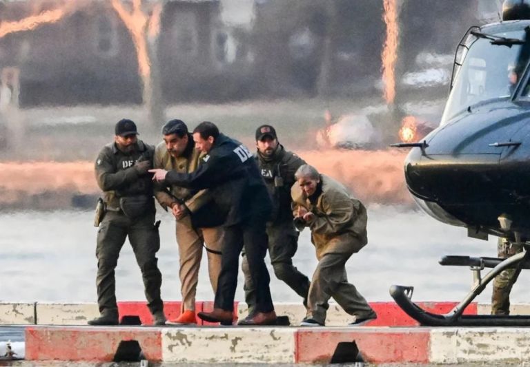 Ο Μαδούρο στο δικαστήριο: «Αιχμάλωτος πολέμου, ηγέτης της Βενεζουέλας και αθώος» – Όσα είπε