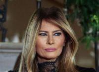 Η Μελάνια Τραμπ σε παρέμβαση έκπληξη: «Ειρηνικές διαδηλώσεις» και προώθηση ντοκιμαντέρ