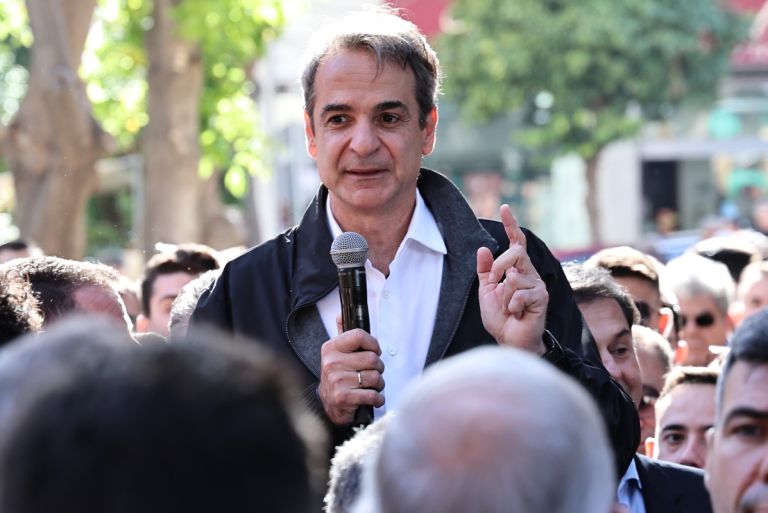 Ο Μητσοτάκης γιορτάζει 10 χρόνια στην ηγεσία της ΝΔ — μήνυμα σταθερότητας εν μέσω πολιτικών ρευμάτων