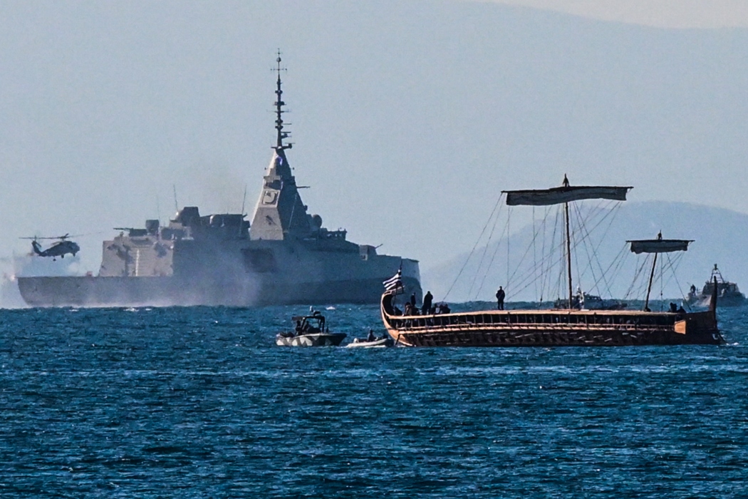 Ιστορική μέρα για το Πολεμικό Ναυτικό – Η Ελλάδα υποδέχθηκε την πρώτη φρεγάτα Belharra, «Κίμων»