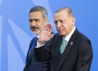 Μητσοτάκης–Ερντογάν:Ο Φιντάν βάζει Αιγαίο,χωρικά ύδατα,υφαλοκρηπίδα στο τραπέζι— «μόνιμη λύση» τον Φεβρουάριο