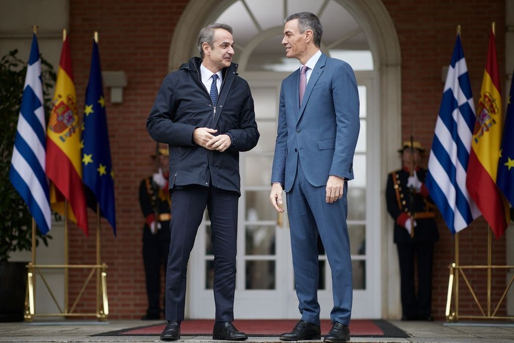“From Madrid, Mitsotakis Sends a Signal: Greece–Spain Align on Ukraine, Middle East and the Economy”