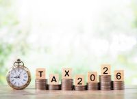 Η φορολογική περίοδος των ΗΠΑ για το 2026 ξεκινά 26 Ιανουαρίου-και έρχεται με σημαντικές αλλαγές στους φόρους