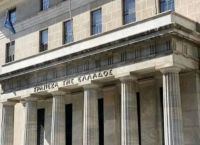 Έκρηξη καταθέσεων στις τράπεζες: Ποιοι κερδίζουν και ποιοι χάνουν στο παρασκήνιο