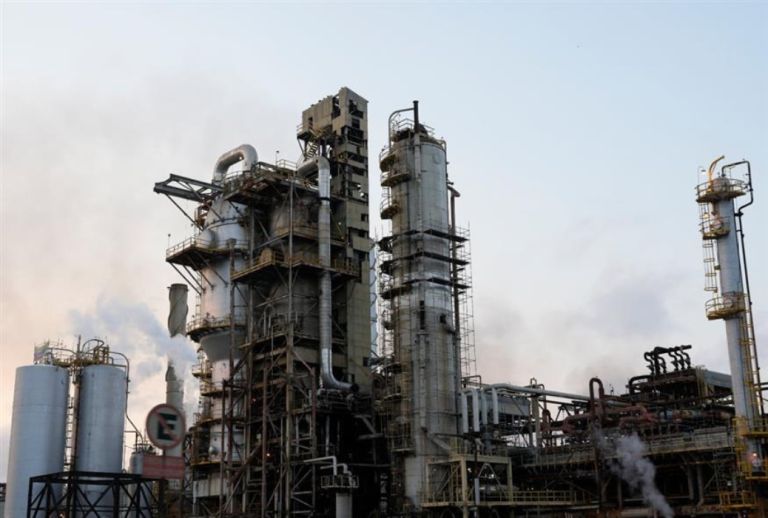 Πετρέλαιο και κρίση Βενεζουέλας: Πώς κινδυνεύει η παγκόσμια αγορά – Τα δύο πιθανά σενάρια