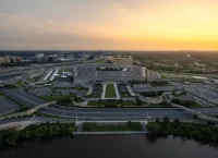 Πεντάγωνο: «Περιορισμένη στήριξη» στους συμμάχους – Προτεραιότητα η ασφάλεια ΗΠΑ και Δυτικού Ημισφαιρίου