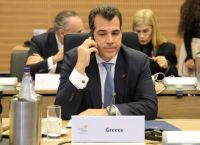 Πλεύρης: Σαφής γραμμή για μεταναστευτικό με έμφαση σε αποτροπή και επιστροφές