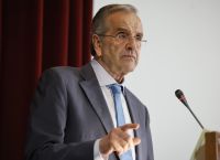 Ο Σαμαράς «τσεκάρει» τον Μητσοτάκη για Βενεζουέλα: Διεθνές δίκαιο και εθνικά συμφέροντα στο προσκήνιο