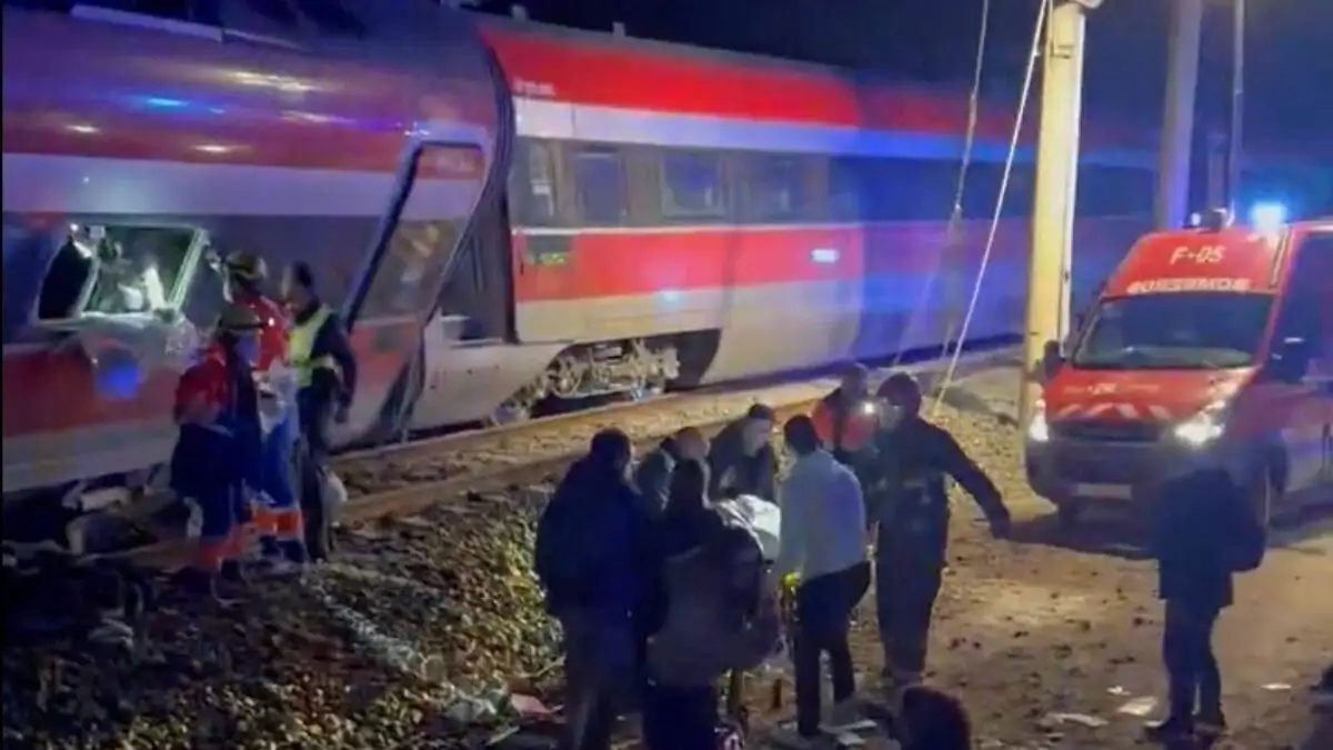 Ισπανία: Στους 39 οι νεκροί, δεκάδες τραυματίες–«Εξαιρετικά περίεργο» το δυστύχημα λέει ο υπουργός Μεταφορών