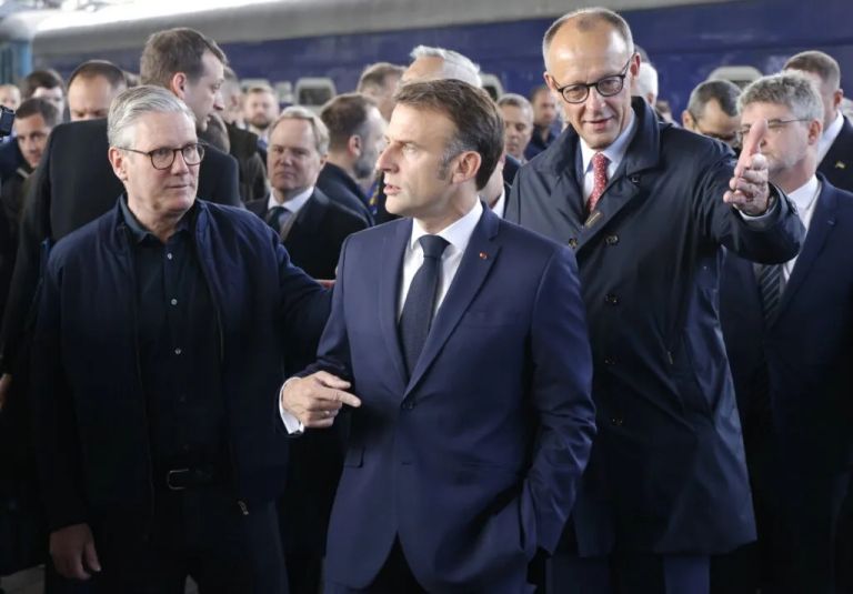 Μακρόν, Στάρμερ και Μερτς καταδικάζουν απερίφραστα τη δολοφονία διαδηλωτών στο Ιράν