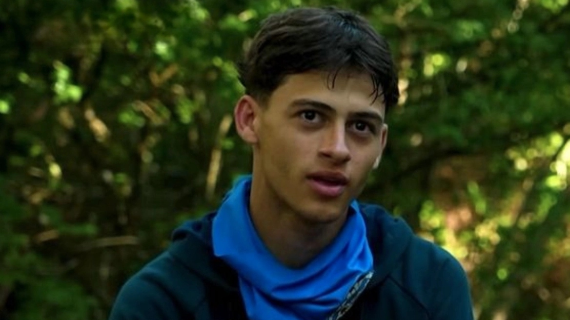 ΧΑΜΟΣ στο Survivor! Ο Σταύρος «τελειώνει» τον Gio: «Γίνεται ρεζίλι για λίγη δημοσιότητα!»