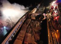 Τέμπη: Ενώ στήνονται πολιτικοί φορείς, οι αγωγές σε Bayer & Siemens τινάζουν το σκηνικό στον αέρα