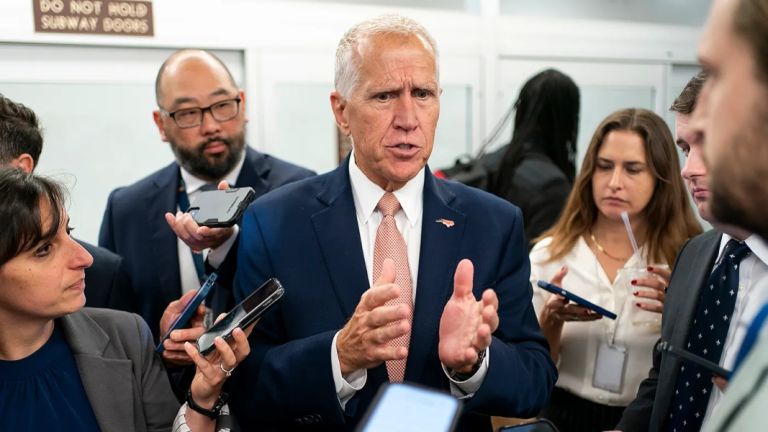 Greenlandgate: Αμερικανοί Ρεπουμπλικάνοι προειδοποιούν για γεωπολιτική καταστροφή