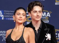 Τιμοτέ Σαλαμέ: Βραβεύτηκε στα Critics Choice και λέει για πρώτη φορά «σ’ αγαπώ» στην Κάιλι Τζένερ