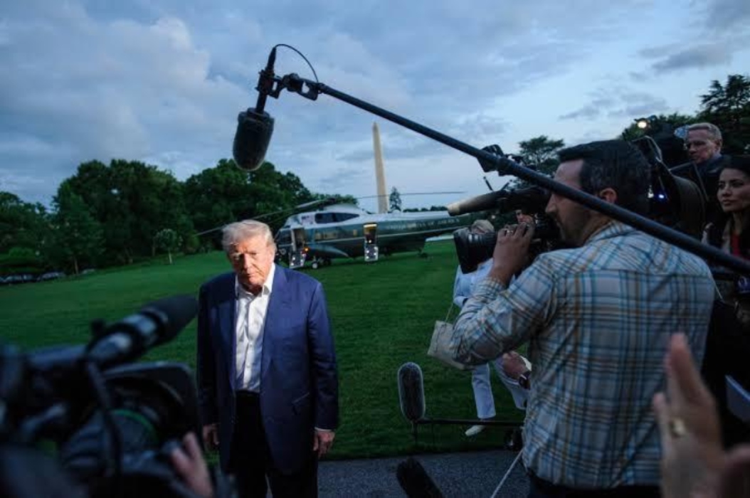 Ο Τραμπ ανοίγει εμπορικό μέτωπο με την ΕΕ: Δασμοί, Γροιλανδία και ωμός γεωπολιτικός εκβιασμός