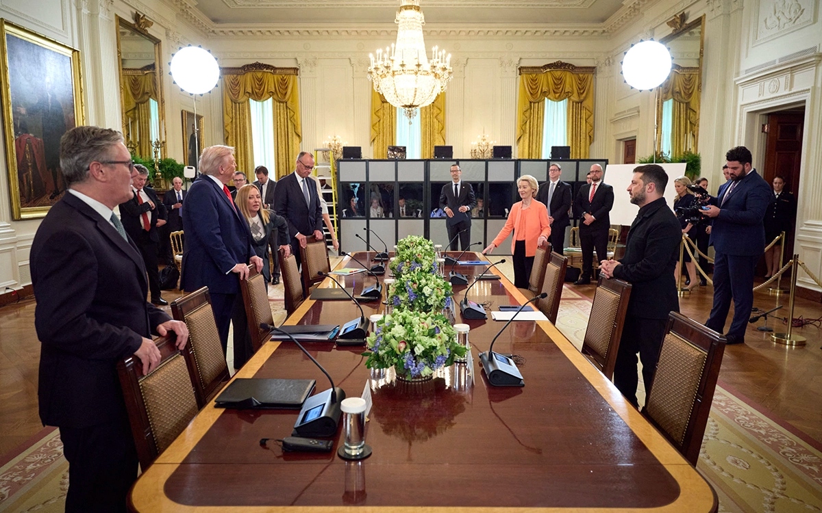 Τραμπ και η NSS 2025: Η Ουάσινγκτον Νομιμοποιεί Εθνικιστικά Κόμματα στην Ευρώπη