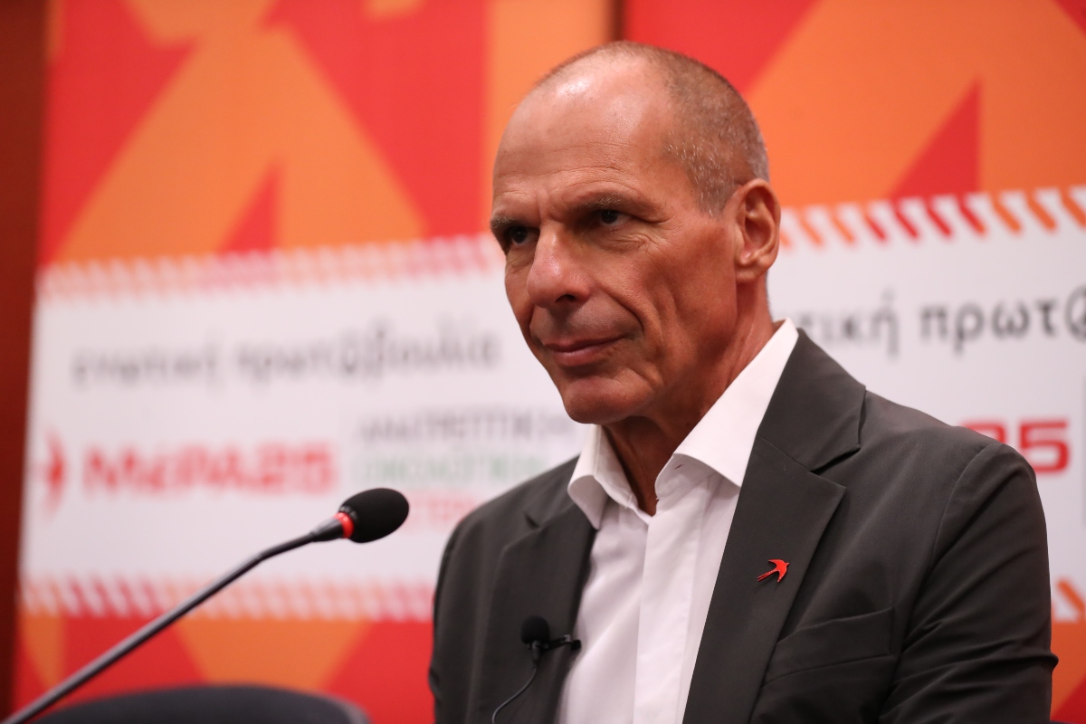 Βαρουφάκης: Κλήση σε προκαταρκτική εξέταση για τις δηλώσεις περί ecstasy-Παρέμβαση αστυνομίας στο σπίτι του