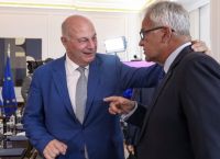 Ο Βορίδης «αδειάζει» Τσιάρα στα αγροτικά: Πολιτική αναταραχή σε εποχή κρίσης