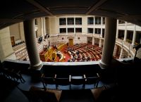 Συνταγματική αναθεώρηση σοκ: ΠΑΣΟΚ «γρίφος», ΣΥΡΙΖΑ – Νέα Αριστερά αντίδραση!