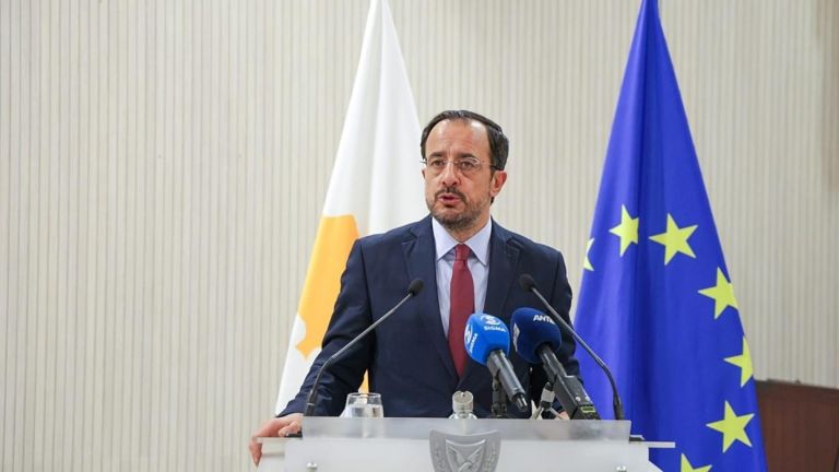 Κύπρος:Βίντεο αφήνει σκιές για μίζες στην προεκλογική εκστρατεία Χριστοδουλίδη-Τι απαντά η κυπριακή κυβέρνηση