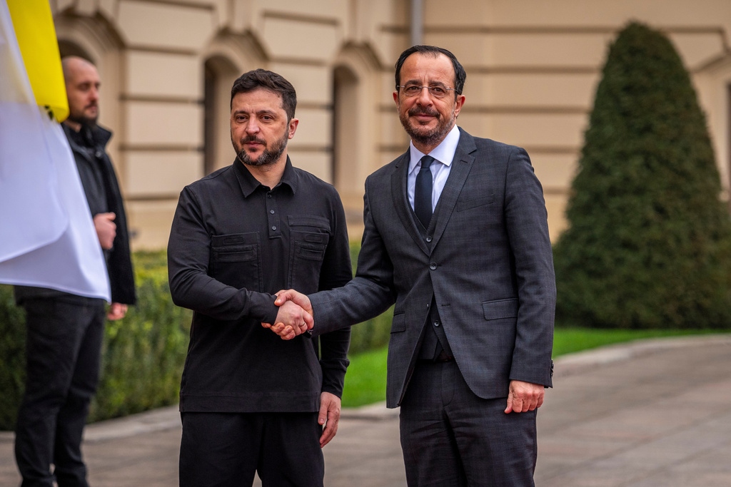 Ζελένσκι στη Λευκωσία: Η επίσκεψη που «σφραγίζει» τη στήριξη της Ουκρανίας ενόψει κυπριακής Προεδρίας της ΕΕ