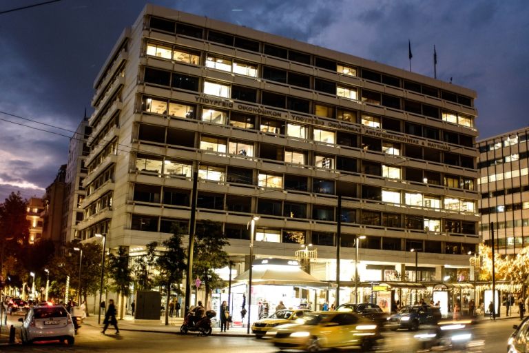 Υπ. Ανάπτυξης: Το ΠΑΣΟΚ επιλέγει να γίνει «ουρά» του Βελόπουλου και της Λατινοπούλου