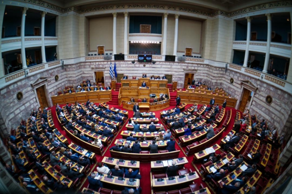 Labor Deal Passed with 158 Votes – PASOK Opposes in Principle but Supports Key Provisions