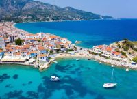 Η ελληνική οικονομία αλλάζει προφίλ: Εξαγωγές, μεταποίηση και τουρισμός οδηγούν την ανάπτυξη