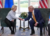 Ευρωκοινοβούλιο: «Ξεπαγώνει» η εμπορική συμφωνία ΕΕ–ΗΠΑ μετά το σοκ της Γροιλανδίας και τις απειλές δασμών