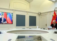 Σι–Πούτιν «σφίγγουν» τον άξονα εν μέσω παγκόσμιας αναταραχής και τέλους της New START