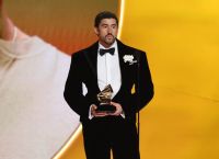 Bad Bunny: Ο Πορτορικανός που έκανε την ισπανική μουσική παγκόσμιο «Νο.1»