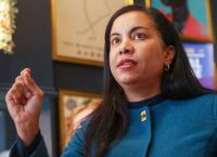 Αναλίλια Μεχία: Το outsider που ανατρέπει το Νιου Τζέρσεϊ και δίνει ώθηση στους προοδευτικούς Δημοκρατικούς